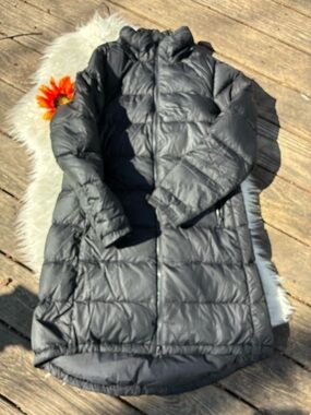 The North Face Black Long womens 550 Puffer Coat